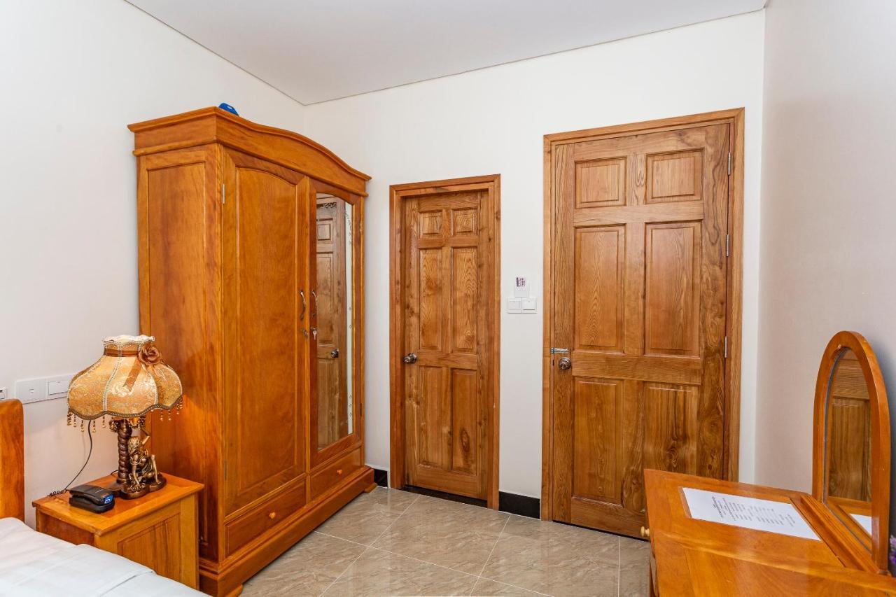 Oyo 325 Mai Hung Hotel Фукуок Екстер'єр фото